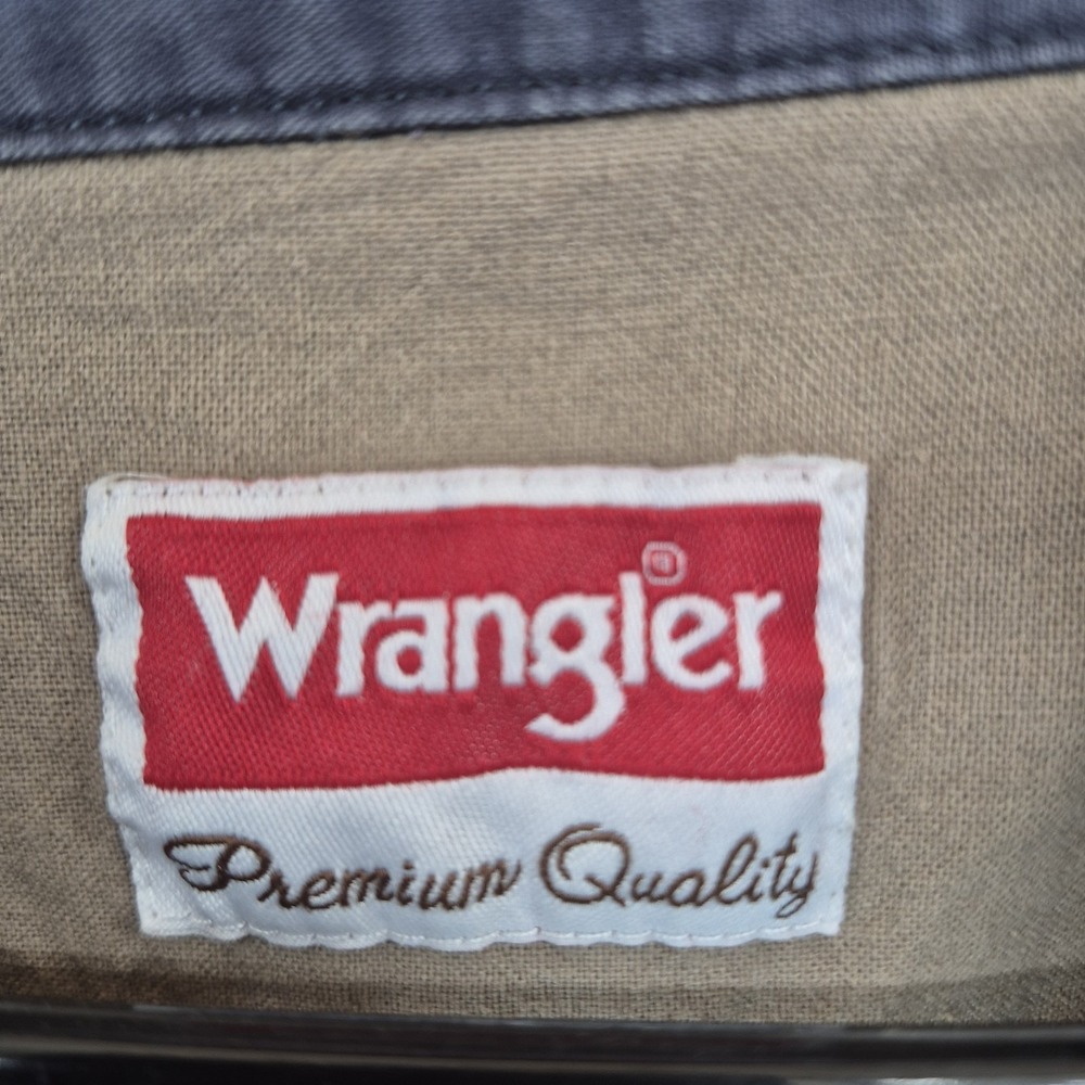 Wrangler Button Down Shirt Mens XL Navy Long Sleeve Cotton Workwear Pockets - Picture 4 of 5